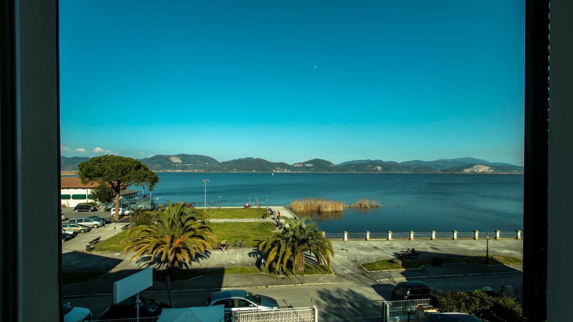 Hotel Butterfly Torre del Lago Puccini Exteriör bild