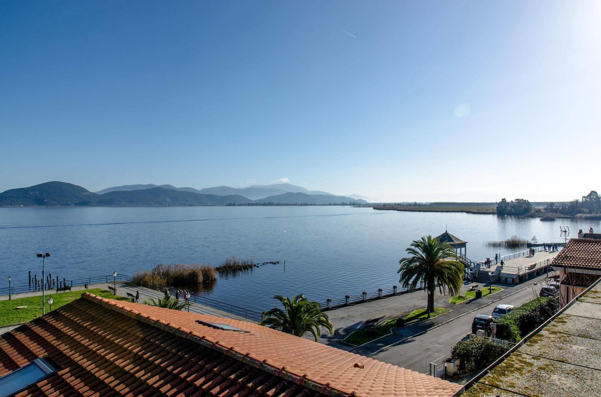 Hotel Butterfly Torre del Lago Puccini Exteriör bild
